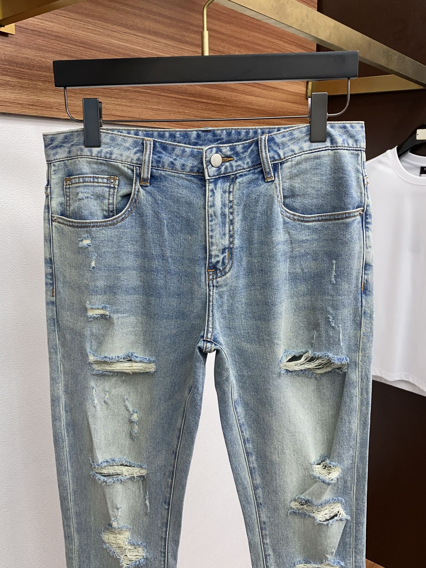 jeans
