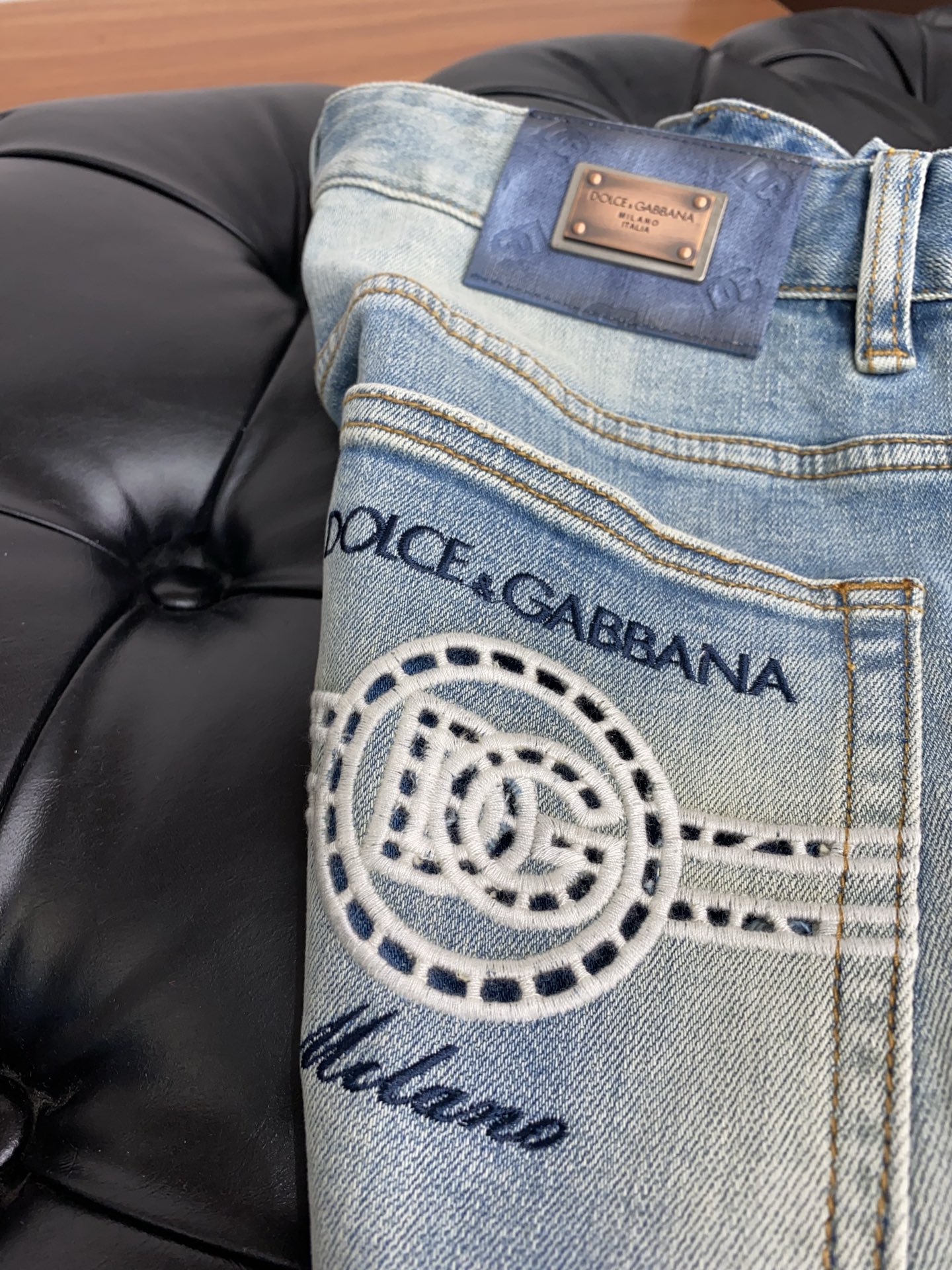 jeans
