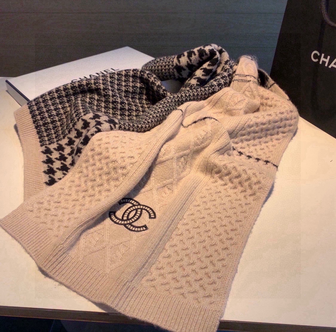 Chanel-9