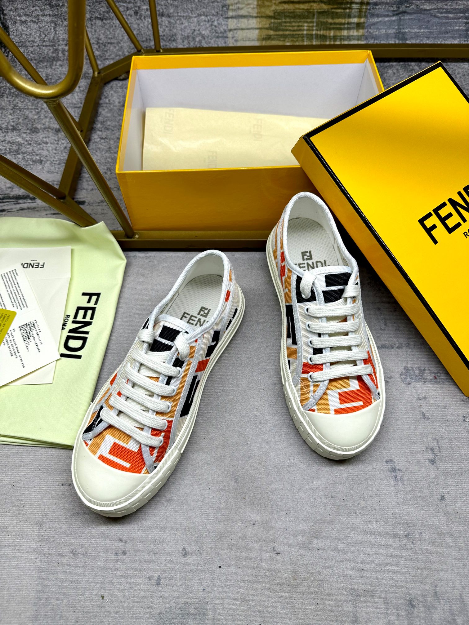 FendiSHOES