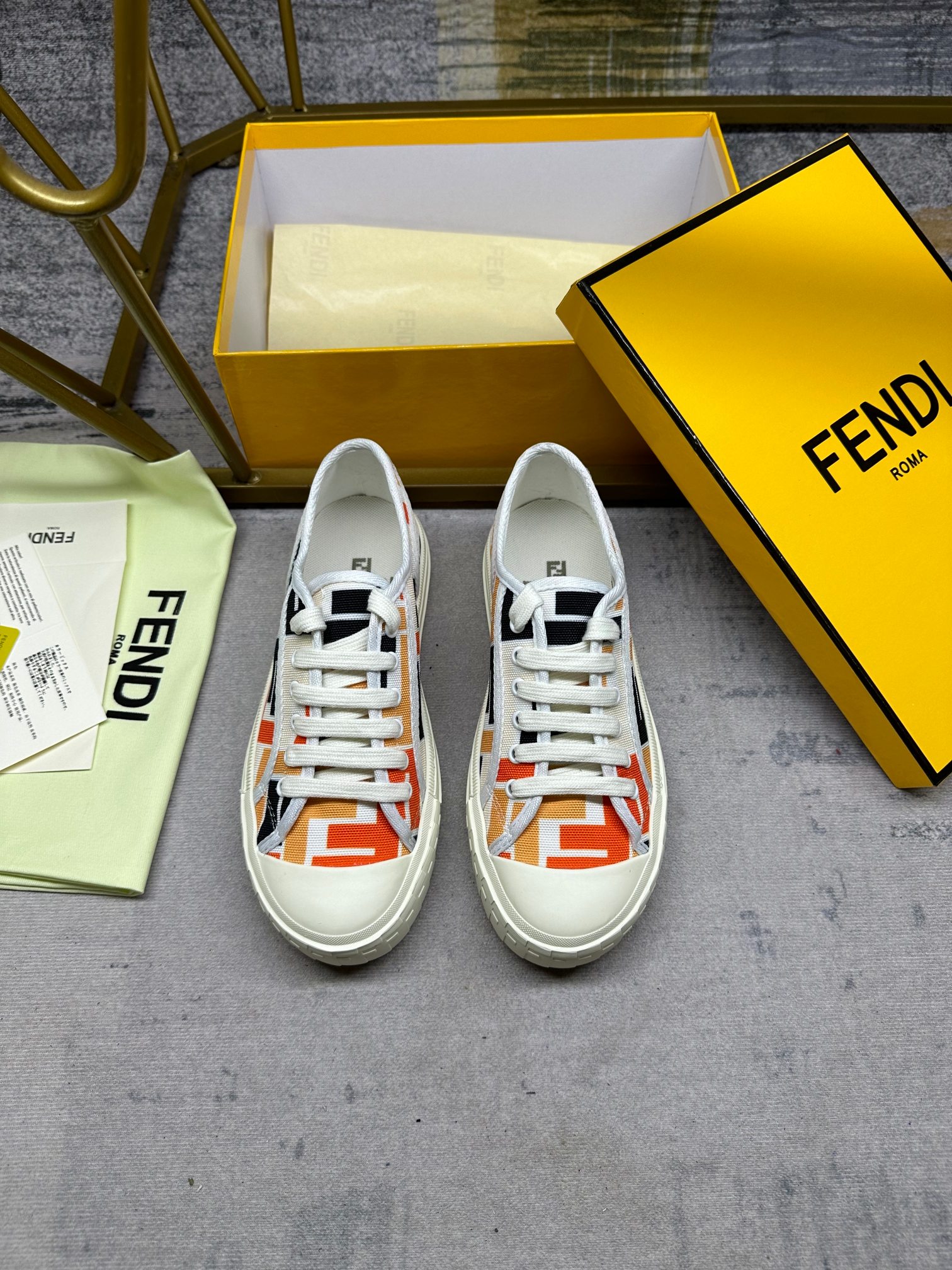 FendiSHOES