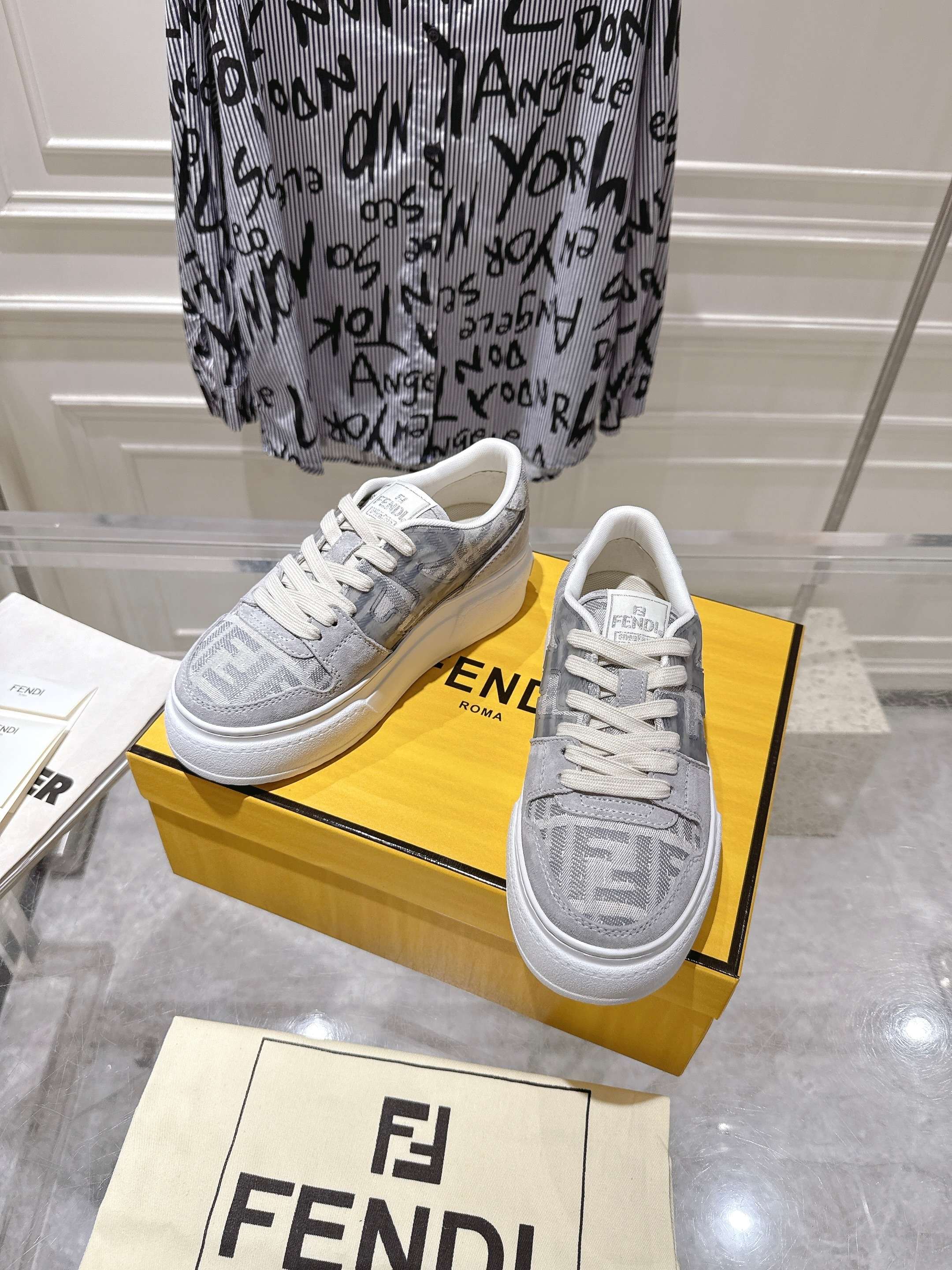 FendiSHOES