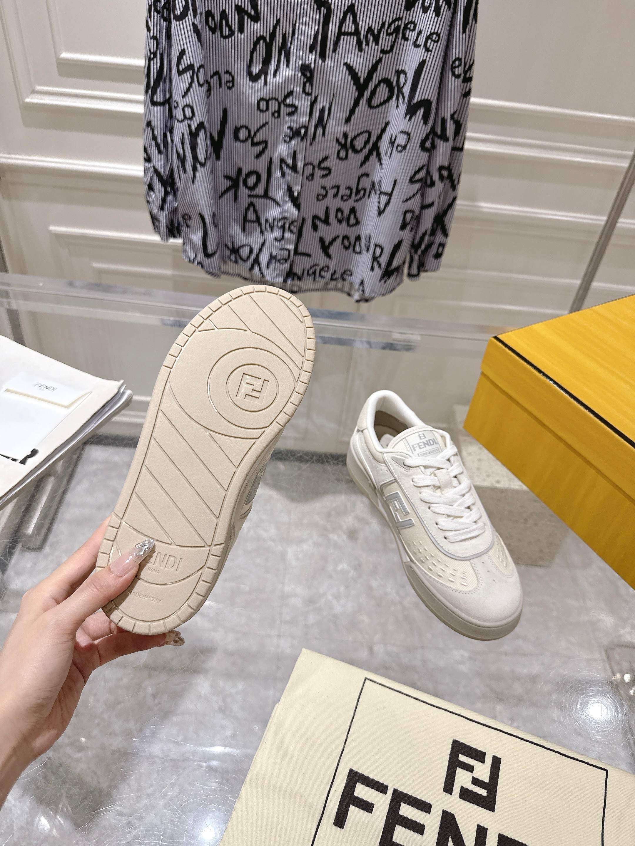FendiSHOES