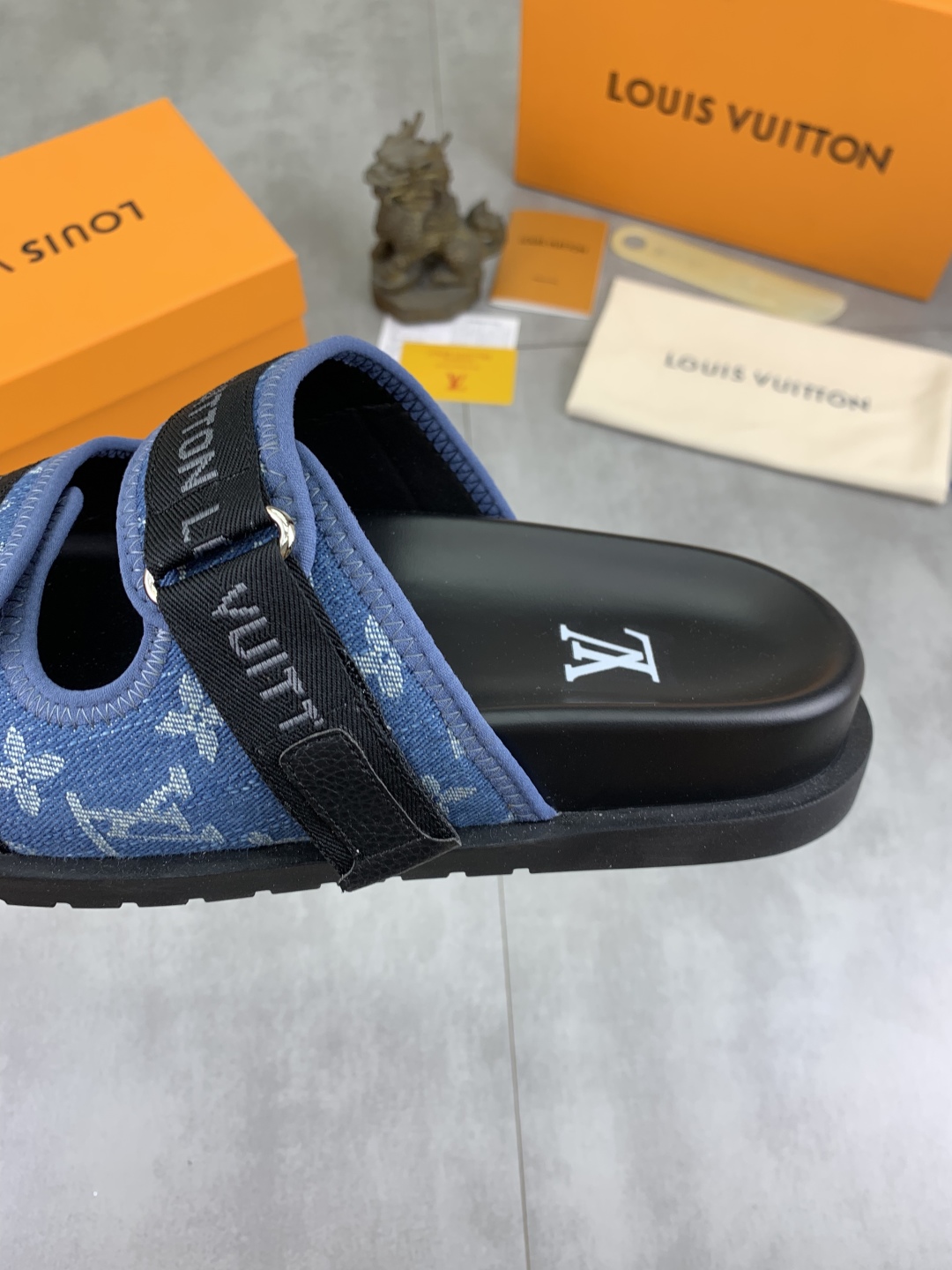 Slippers