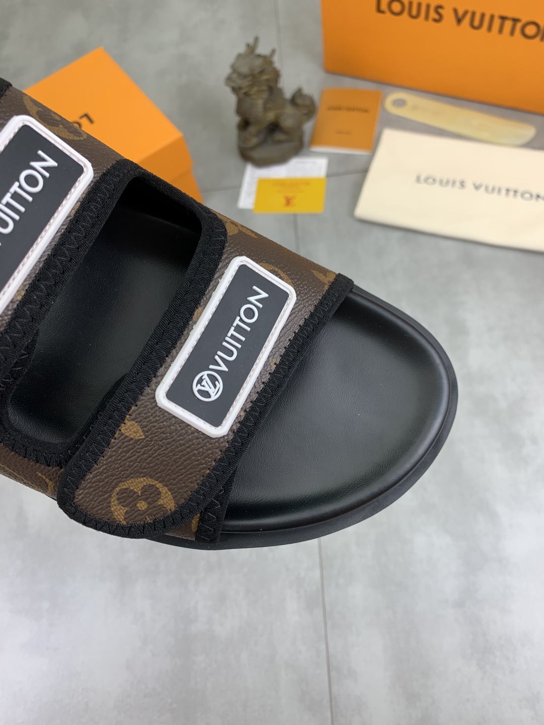 Slippers