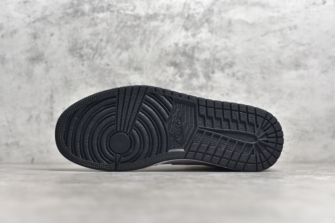 AirJordan1MidSHOES