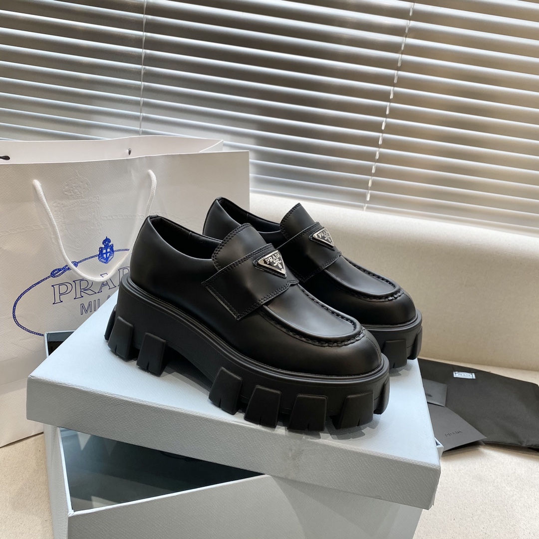 Womens shoes collection