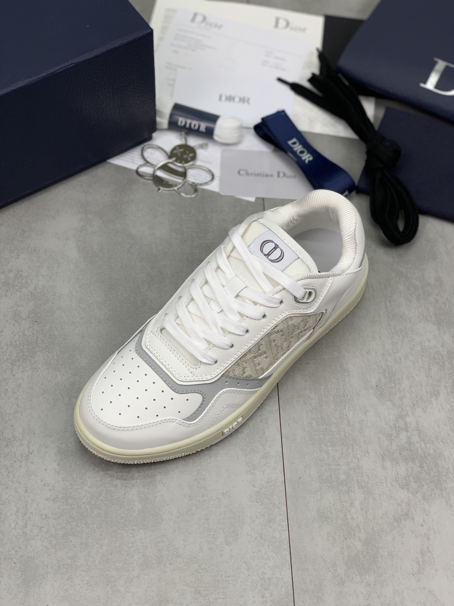 DiorSHOES