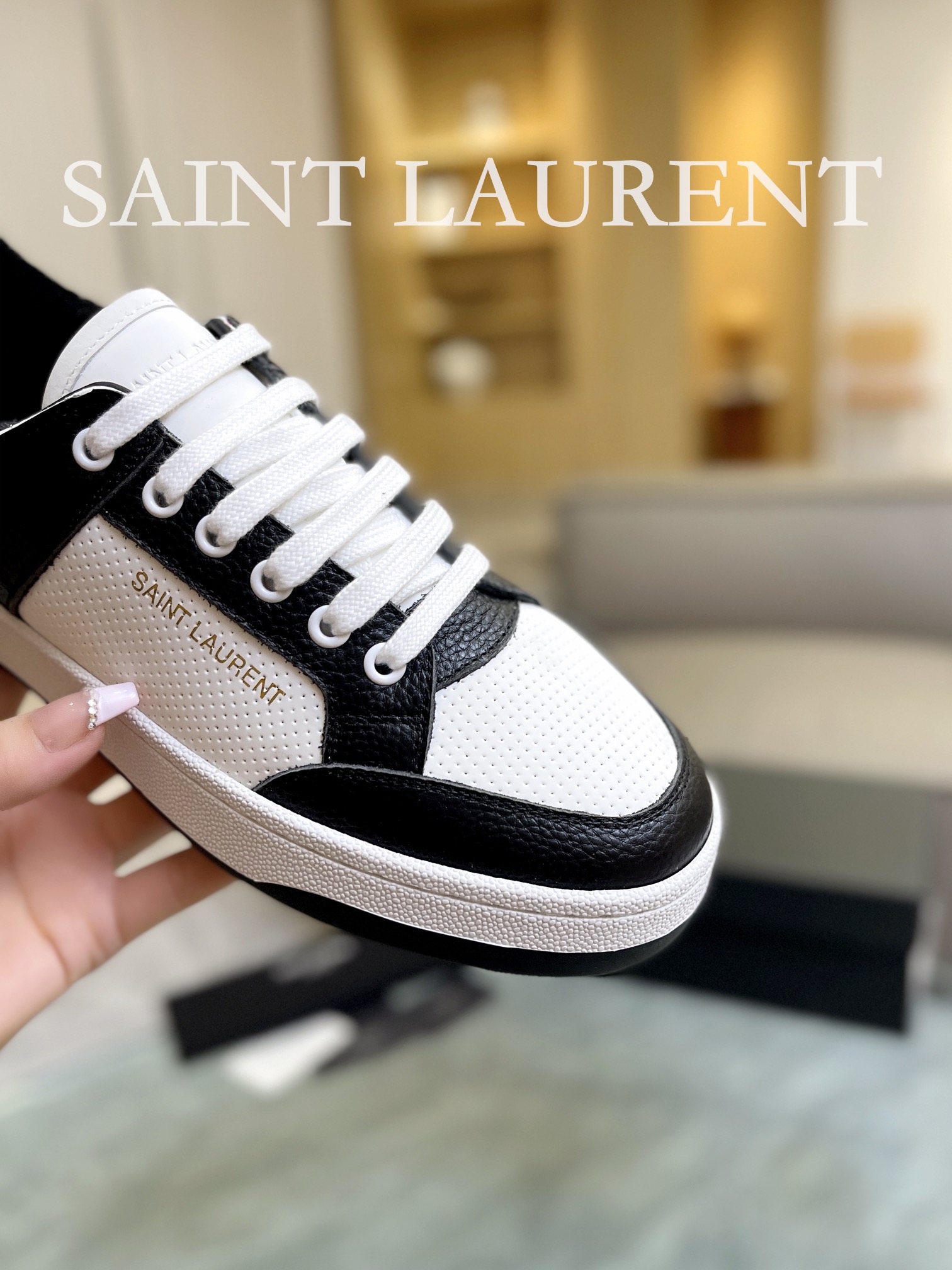YSLSHOES
