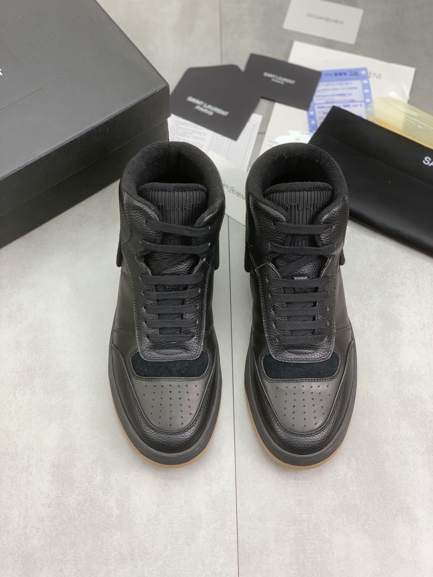 YSLSHOES