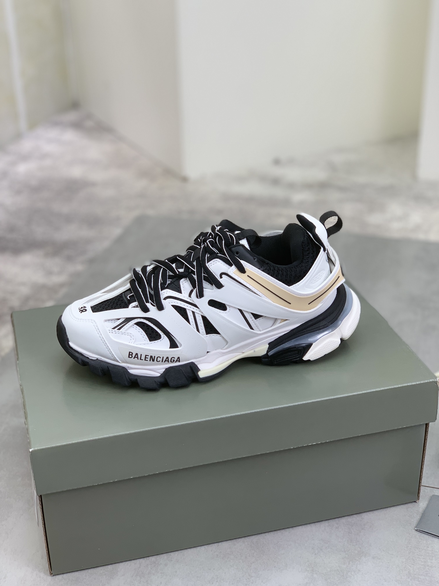 BalenciagaSHOES