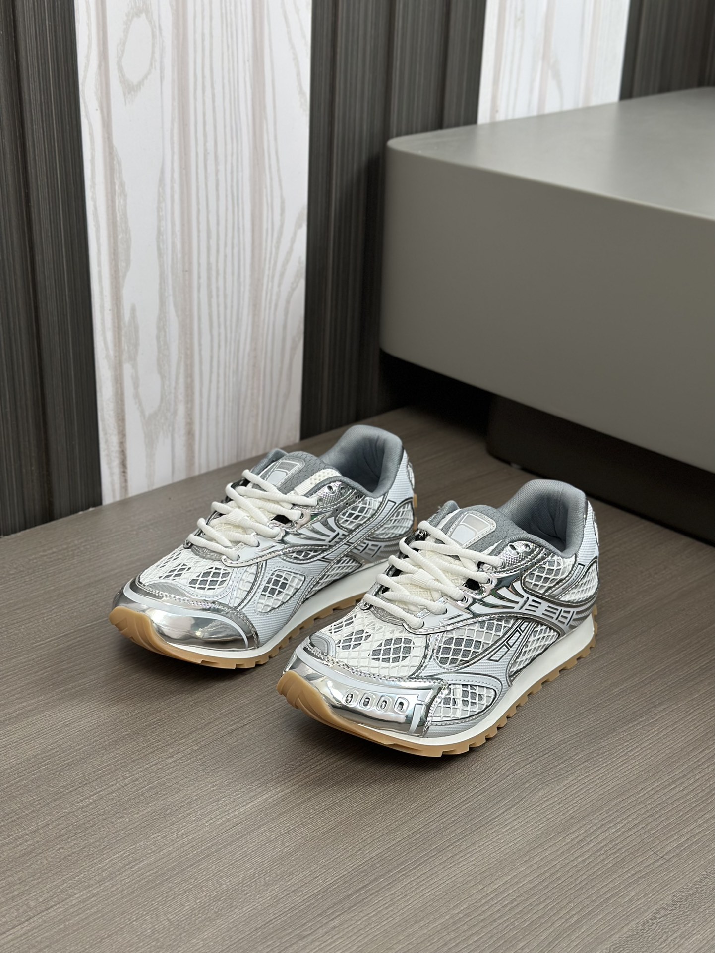 BVSHOES