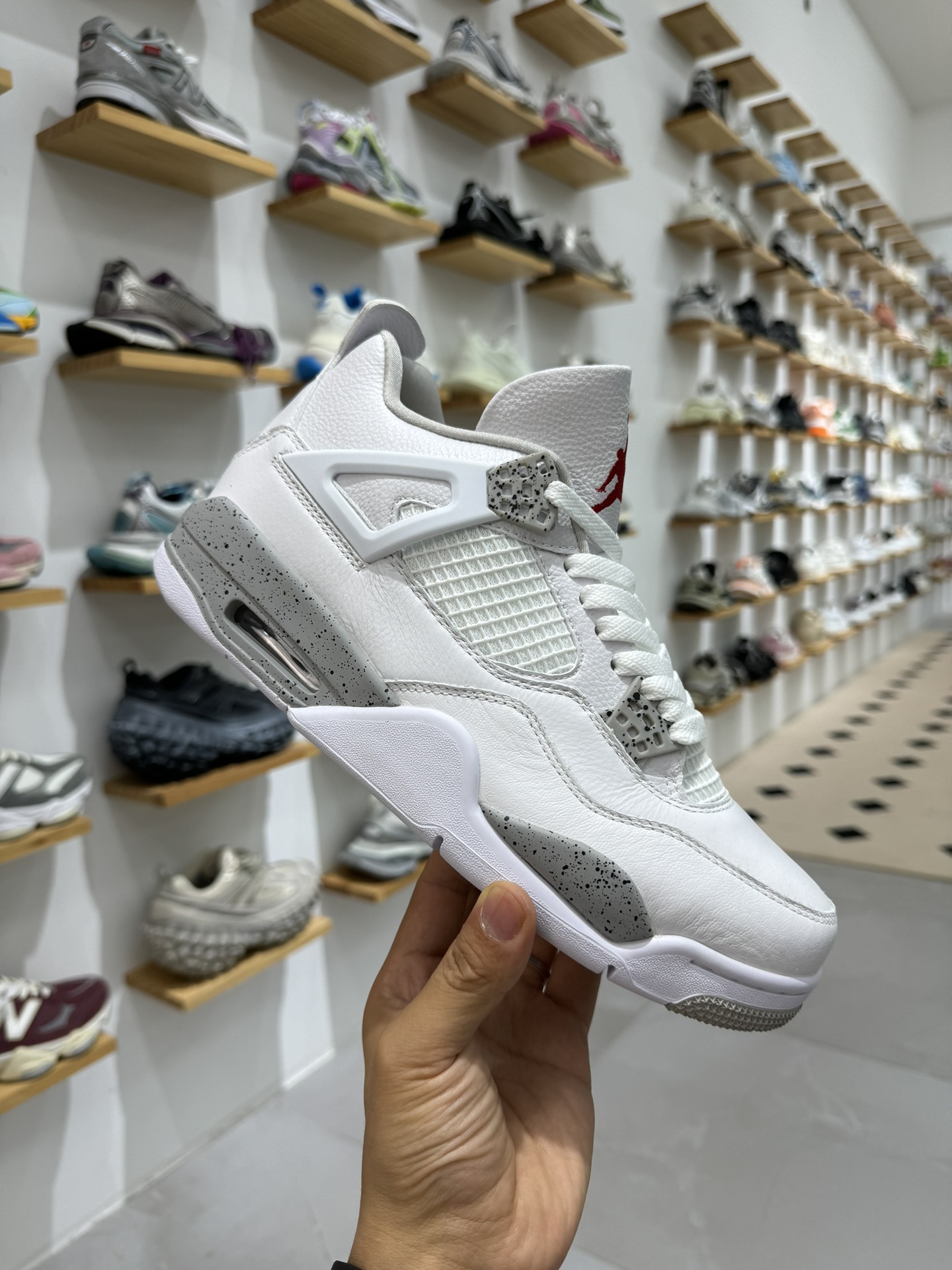 AirJordan4SHOES