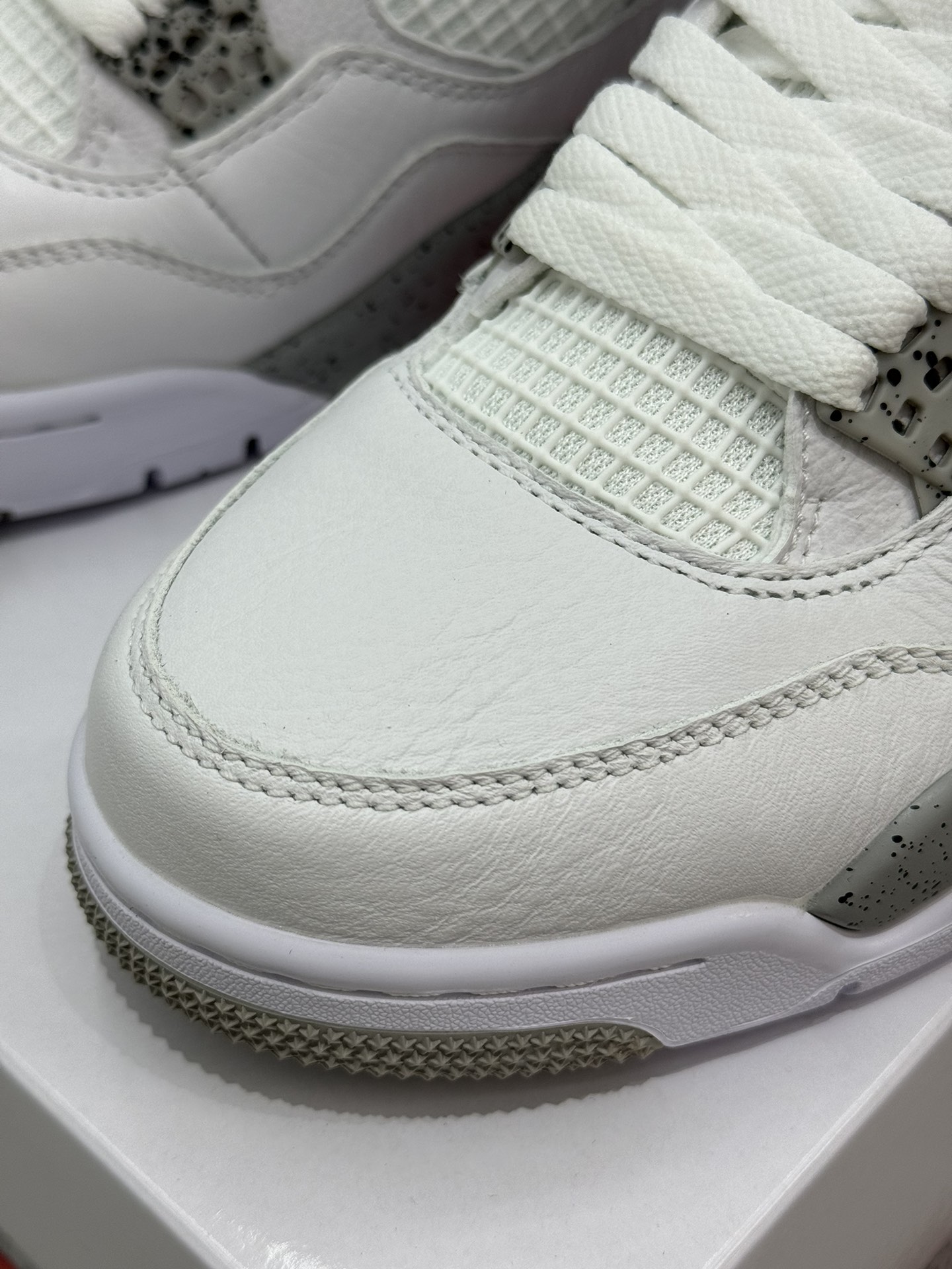 AirJordan4SHOES