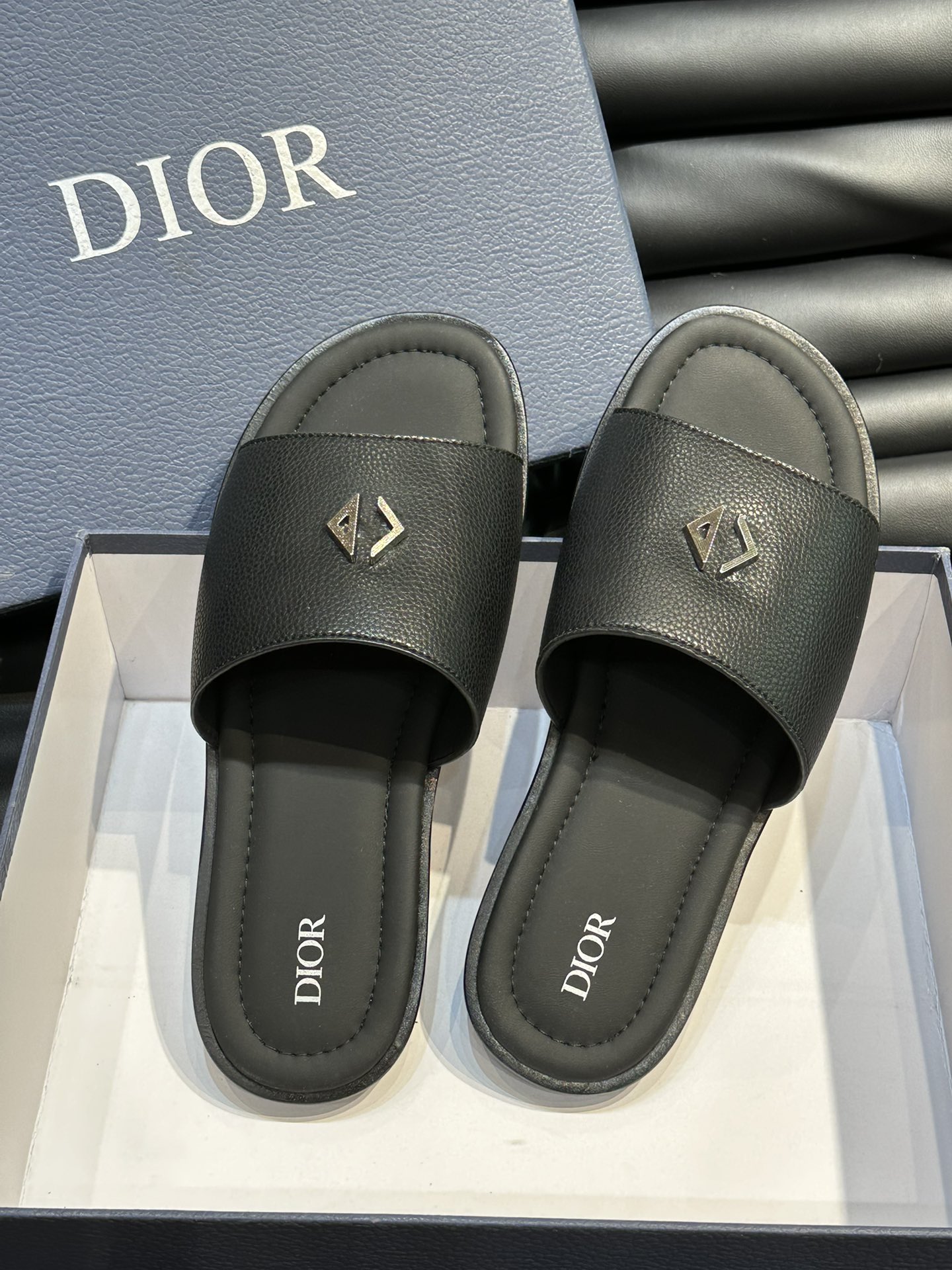 DiorSHOES