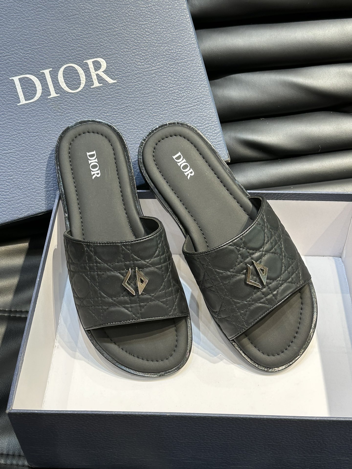 DiorSHOES