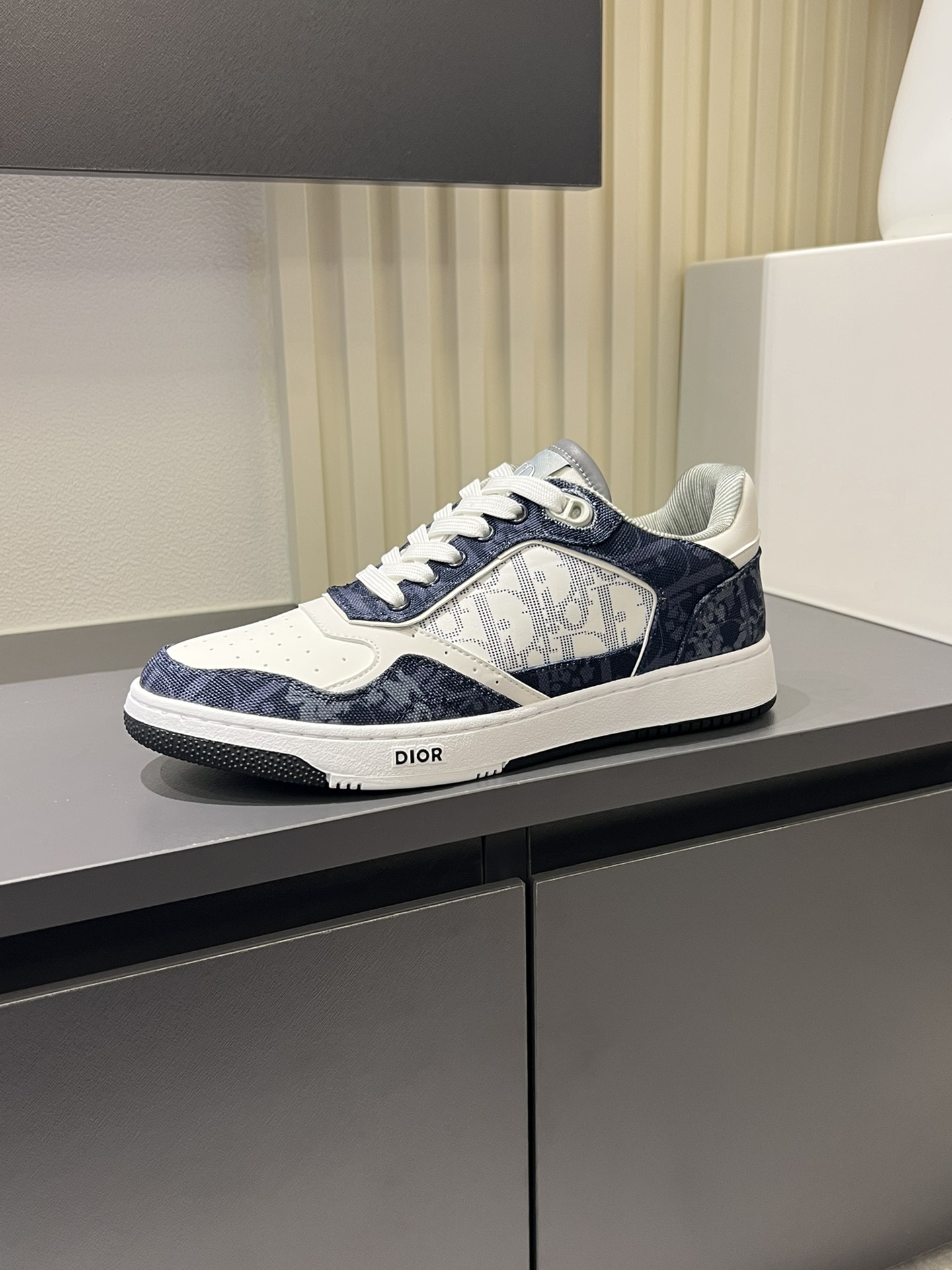 DiorSHOES