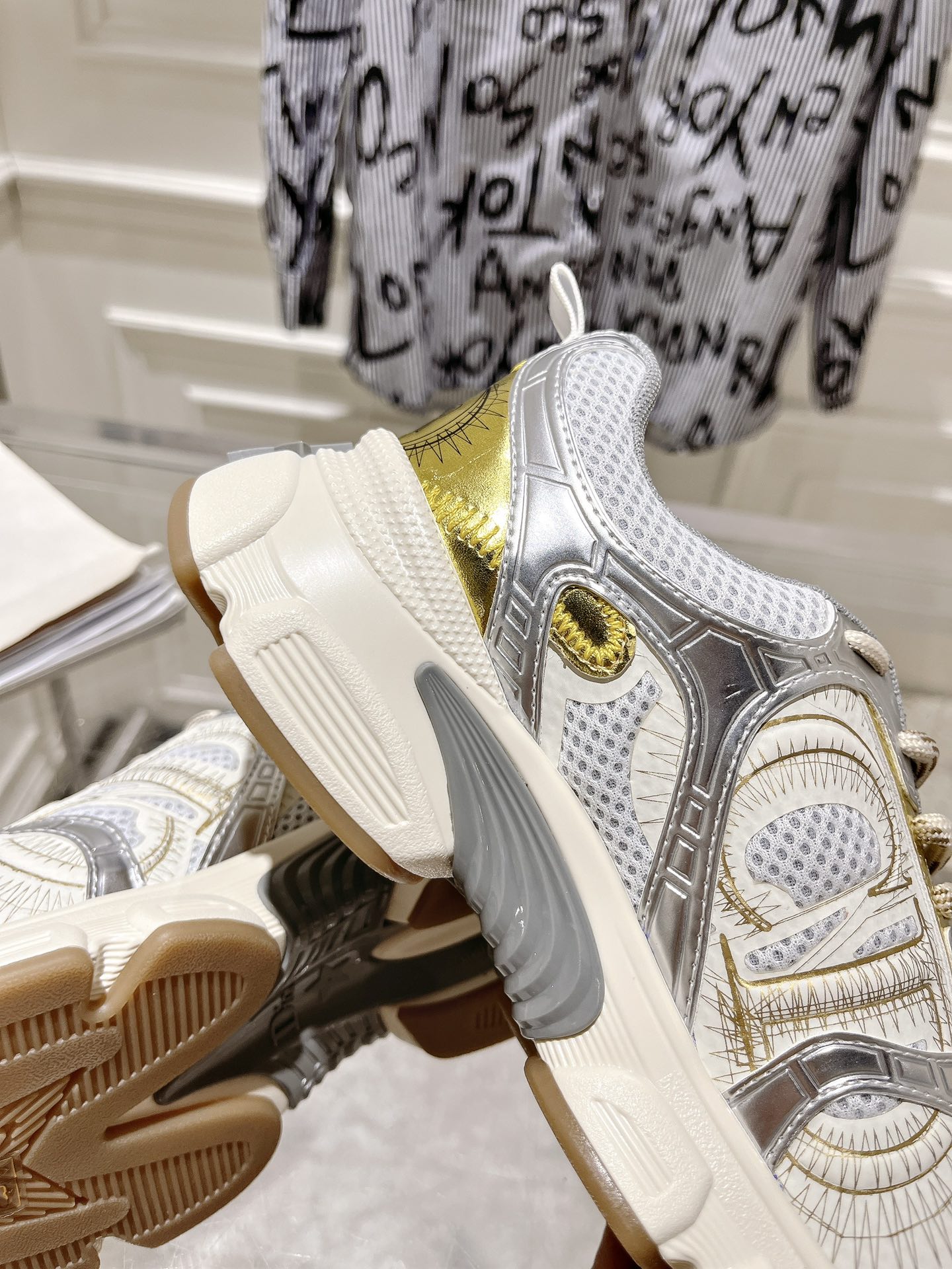 DiorSHOES