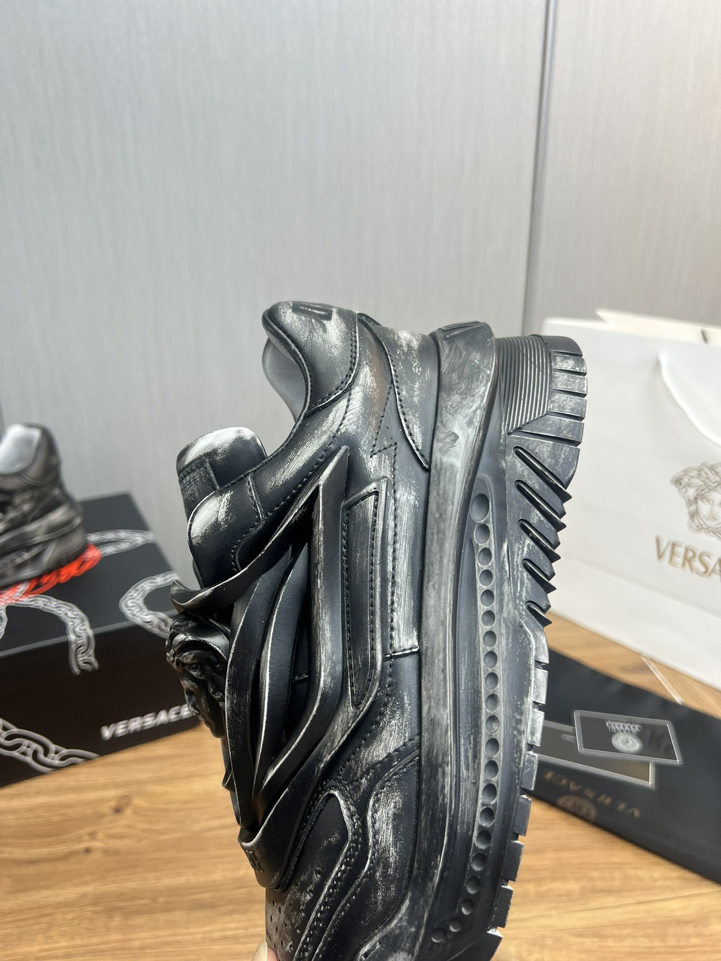 VersaceSHOES