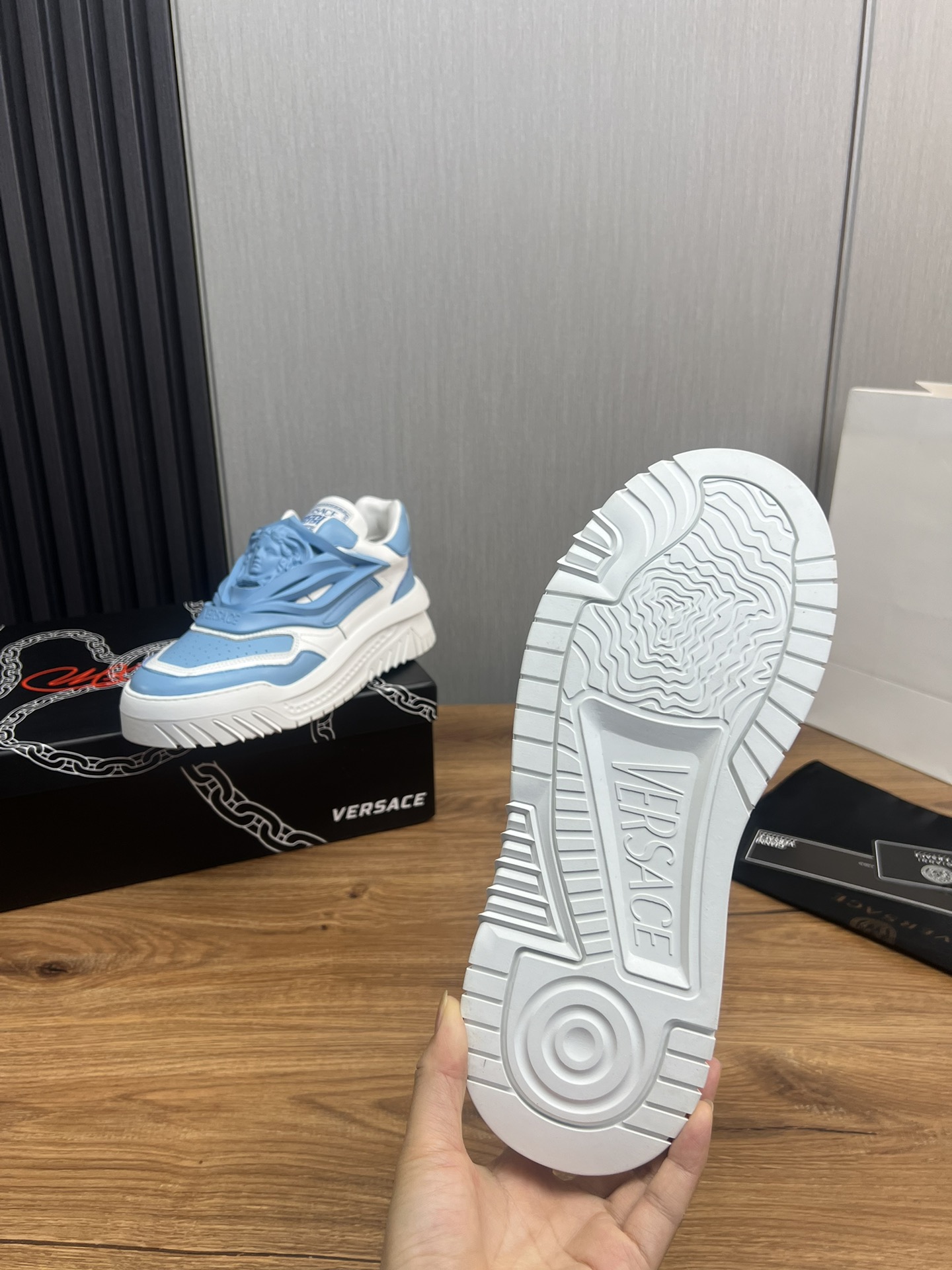 VersaceSHOES