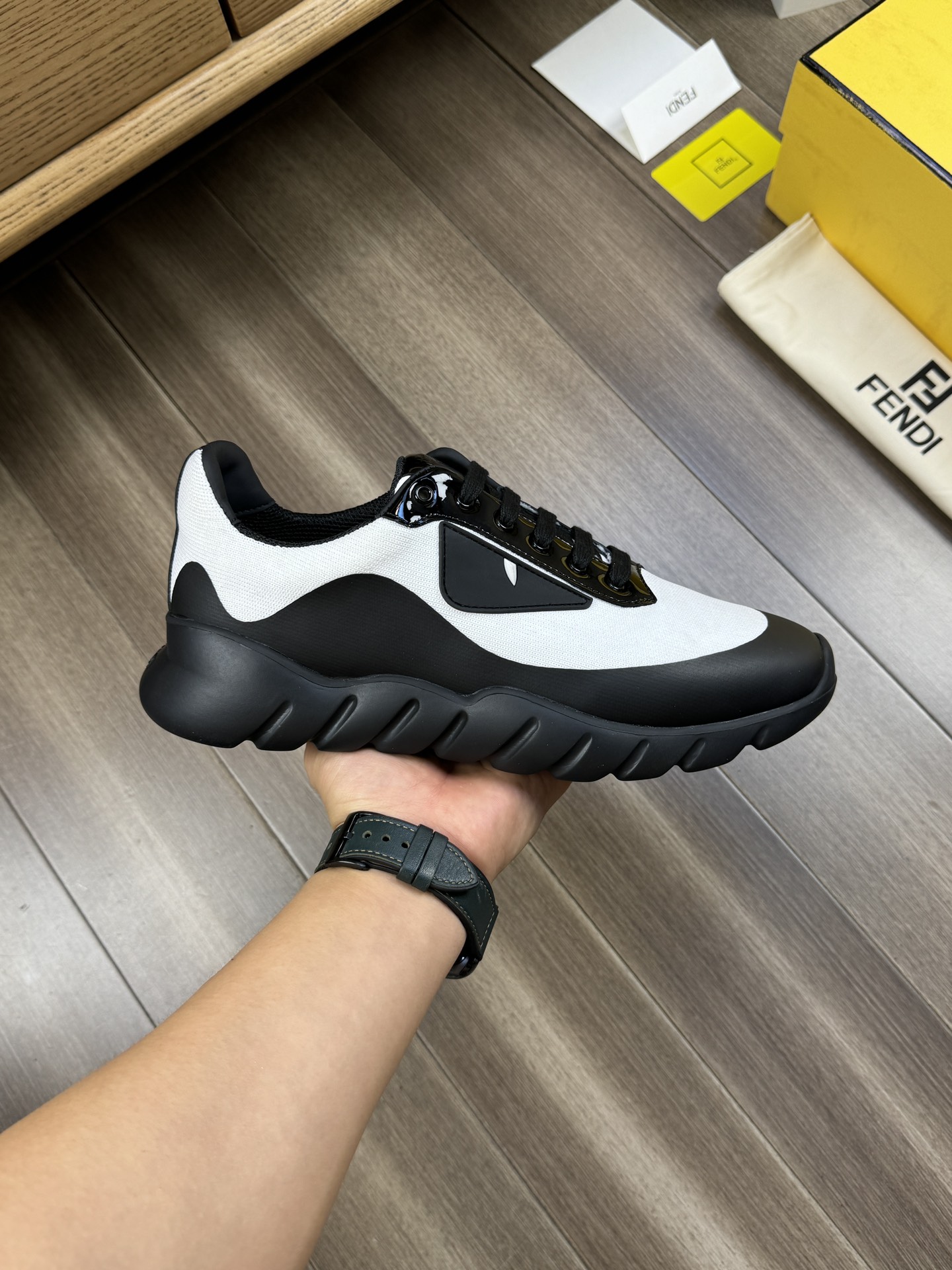 FendiSHOES