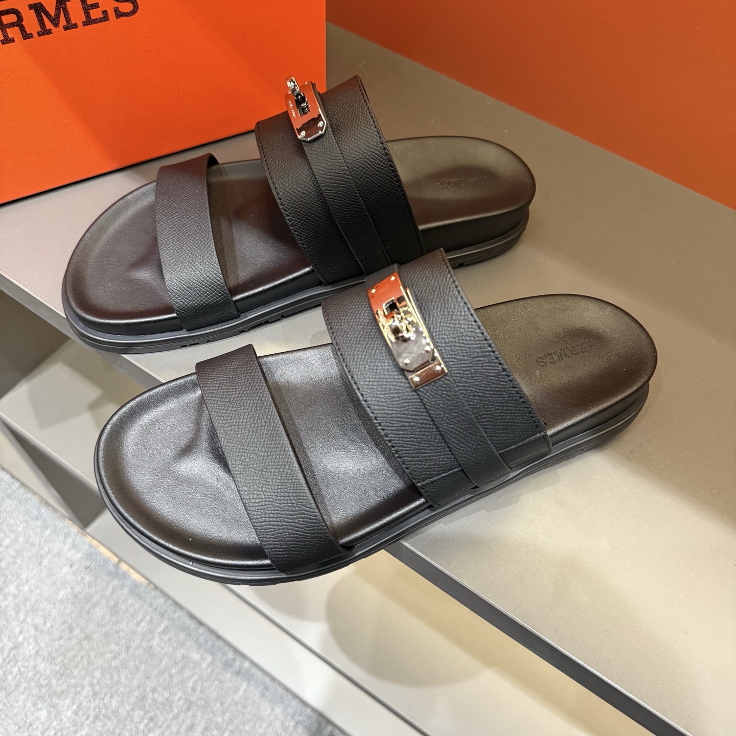 HERMESShoes