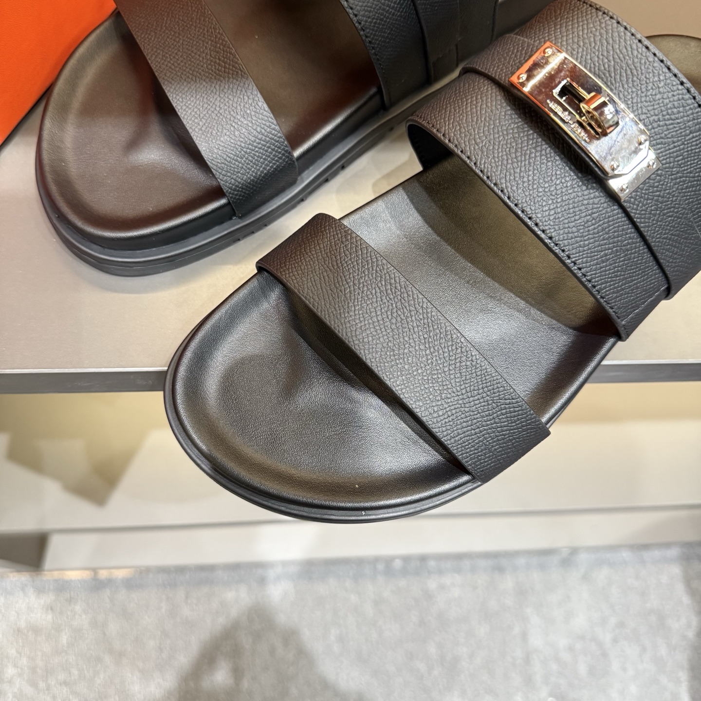 HERMESShoes