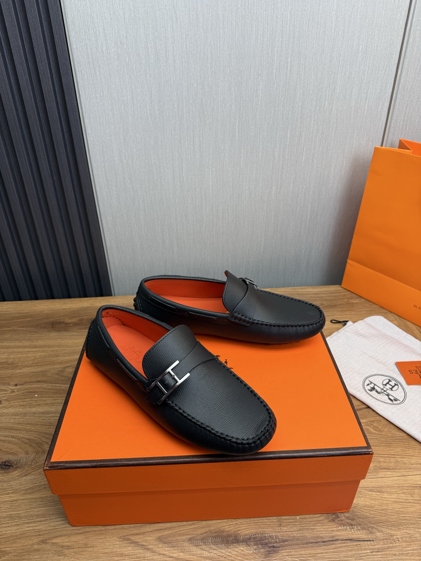 HERMESShoes