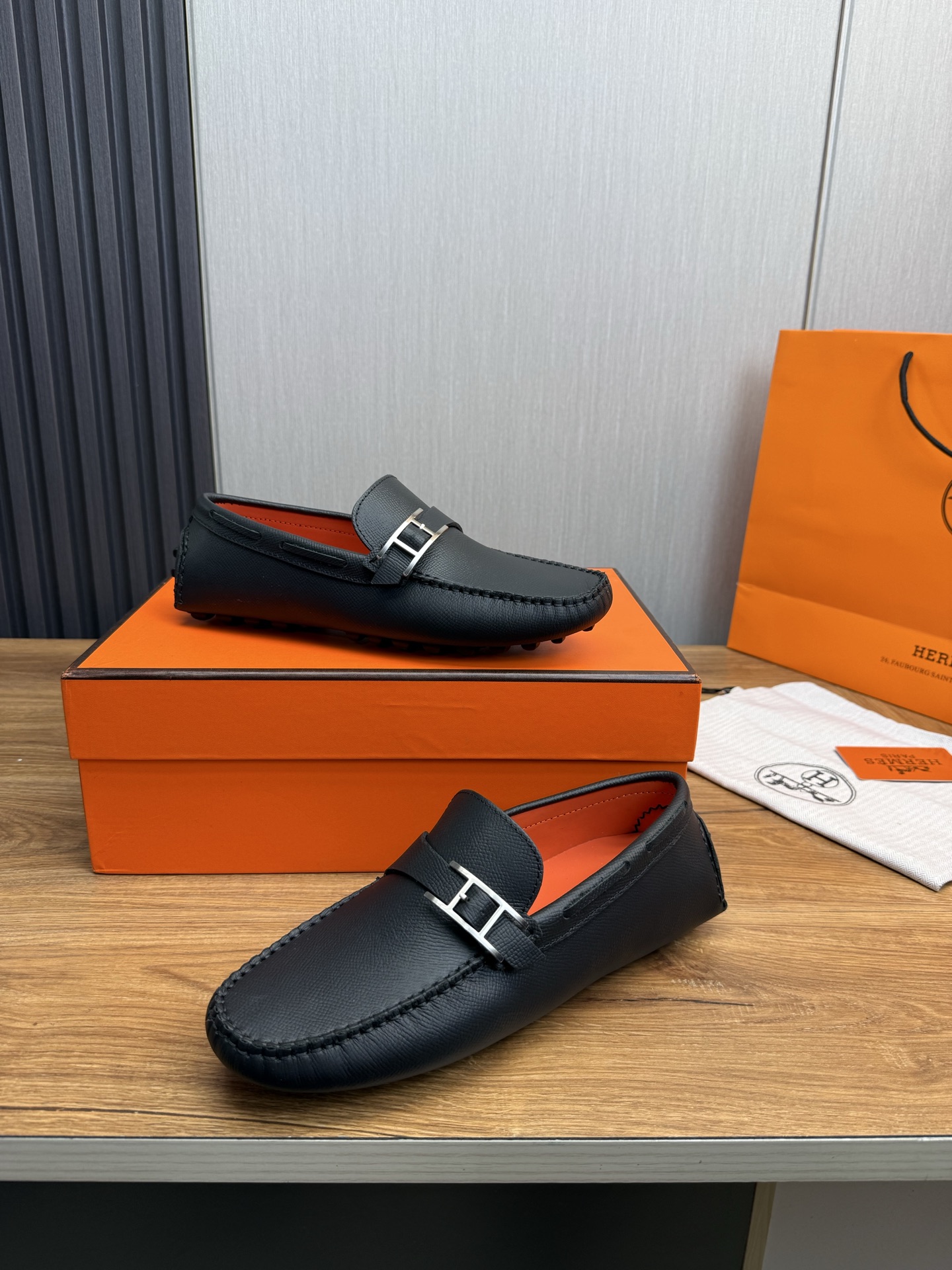 HERMESShoes