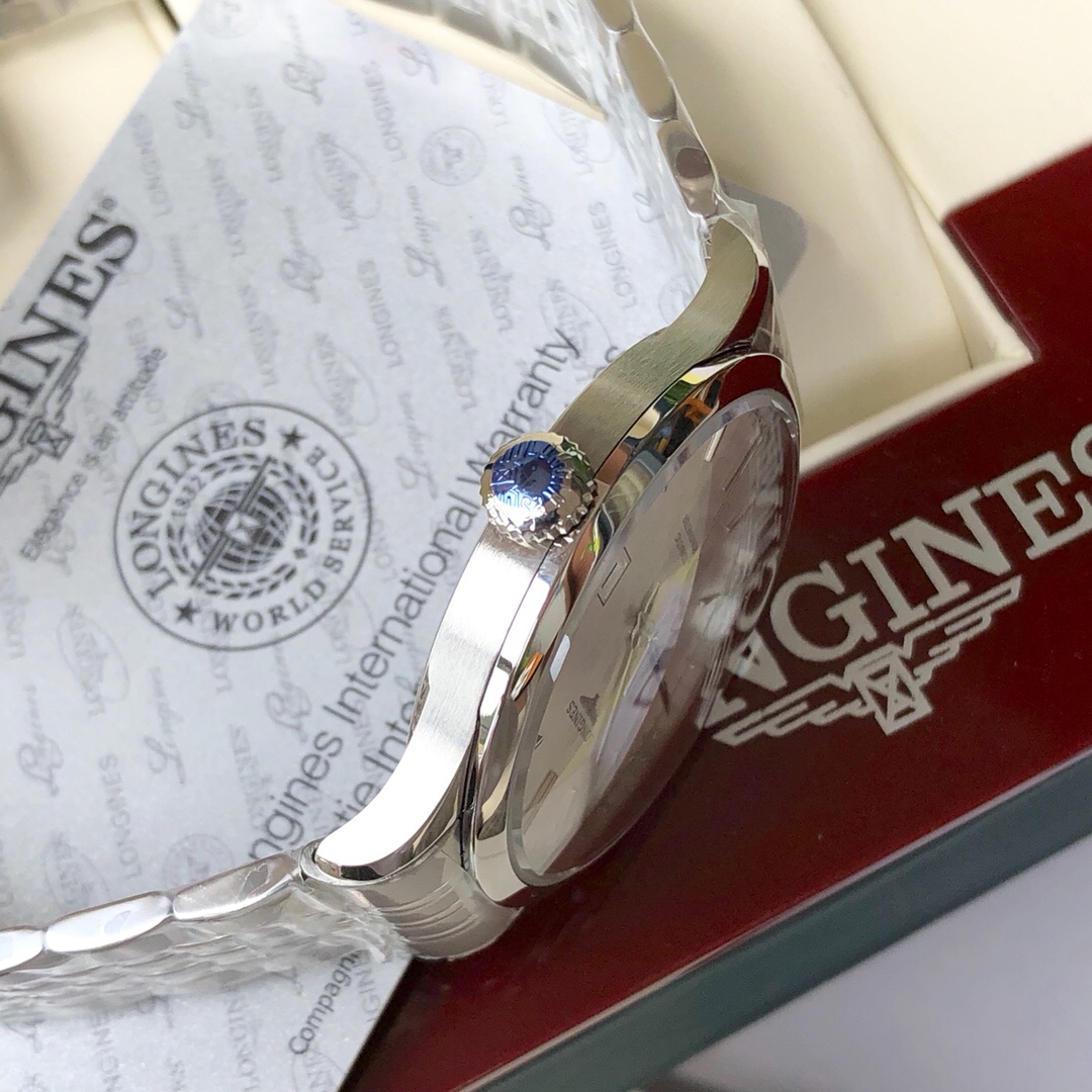 LONGINES