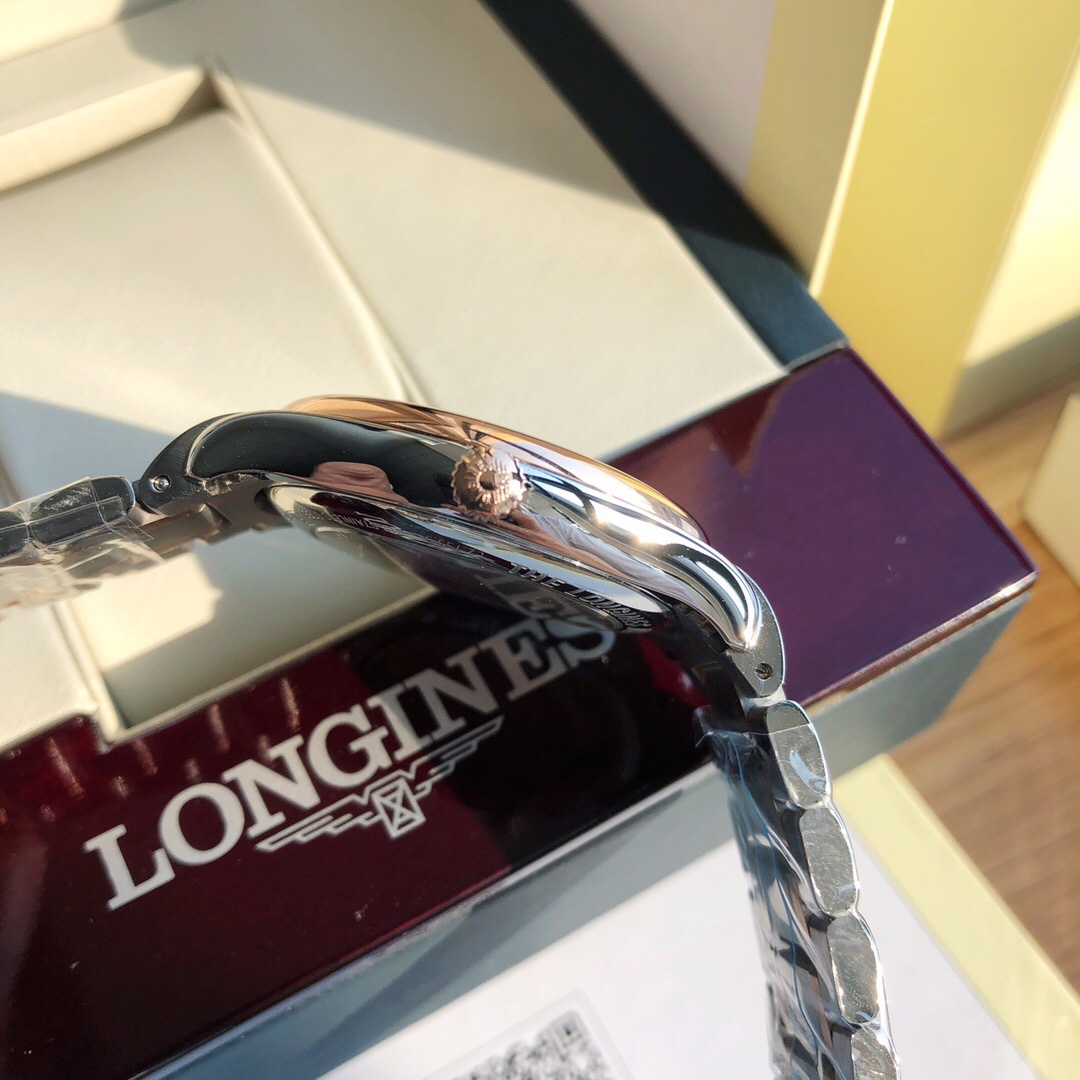 LONGINES